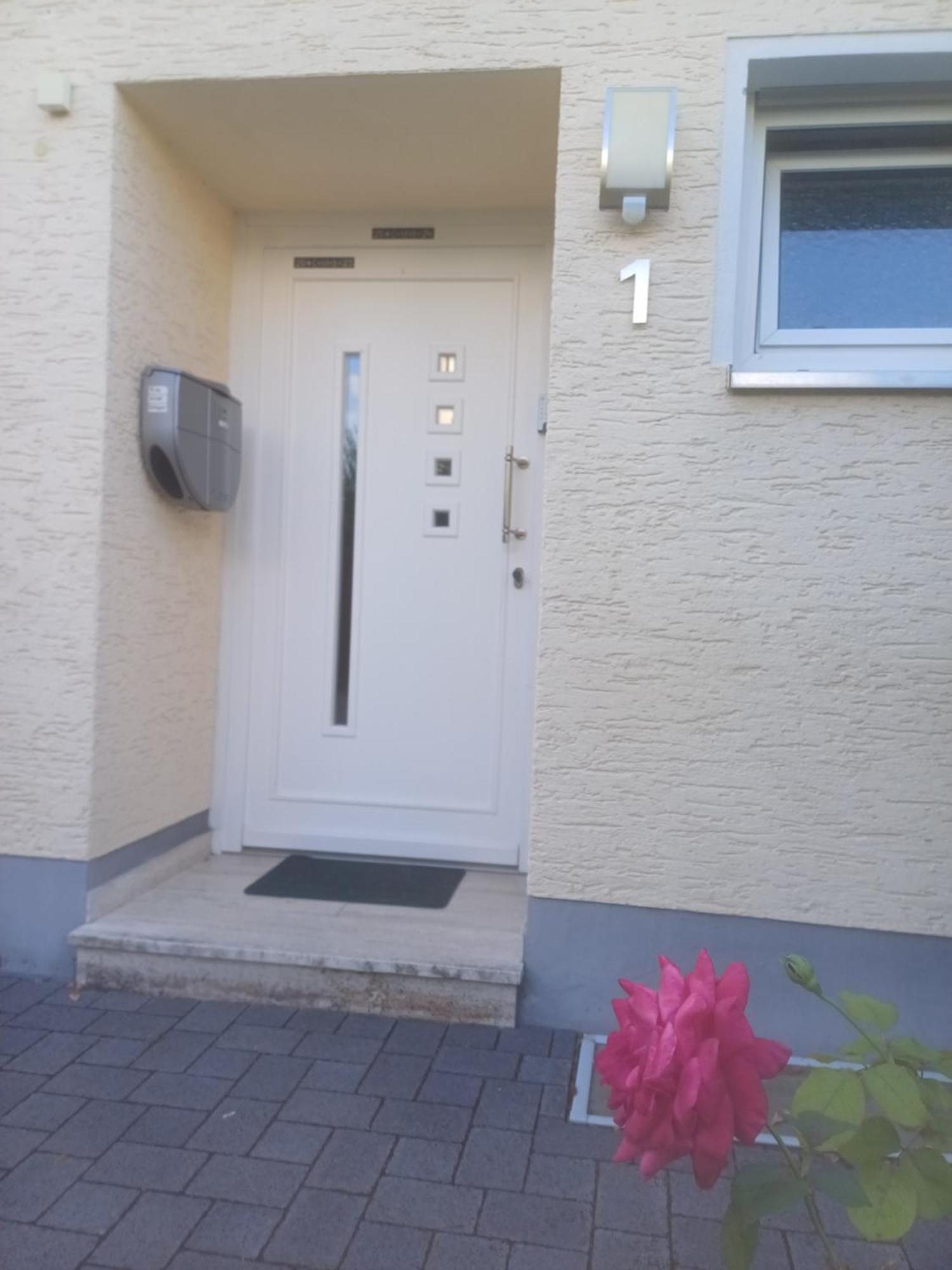 B&B Koeln Zuendorf ภายนอก รูปภาพ