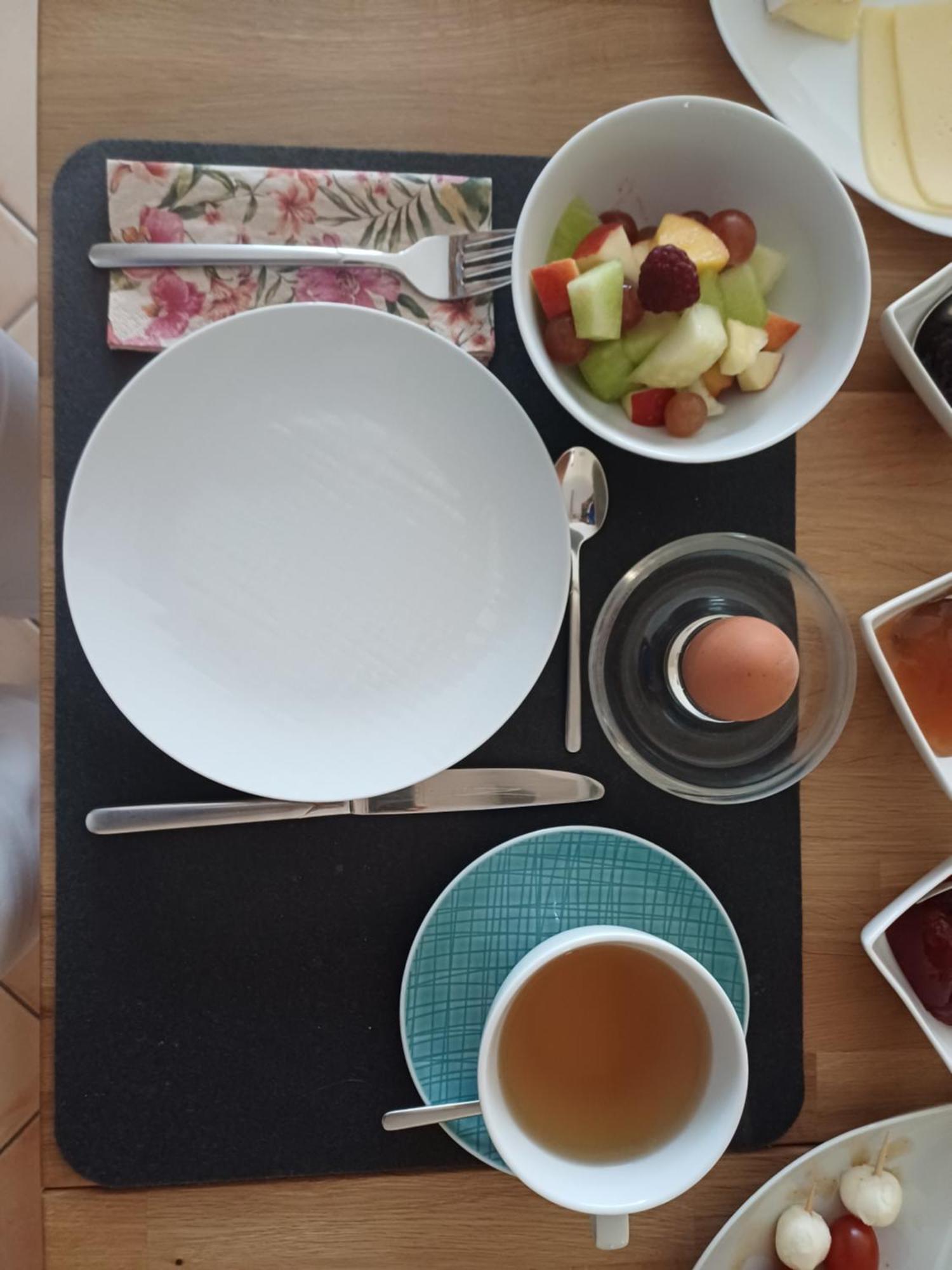 B&B Koeln Zuendorf ภายนอก รูปภาพ