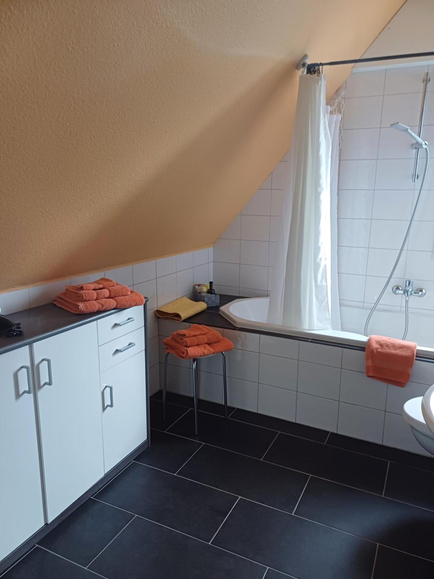 B&B Koeln Zuendorf ภายนอก รูปภาพ