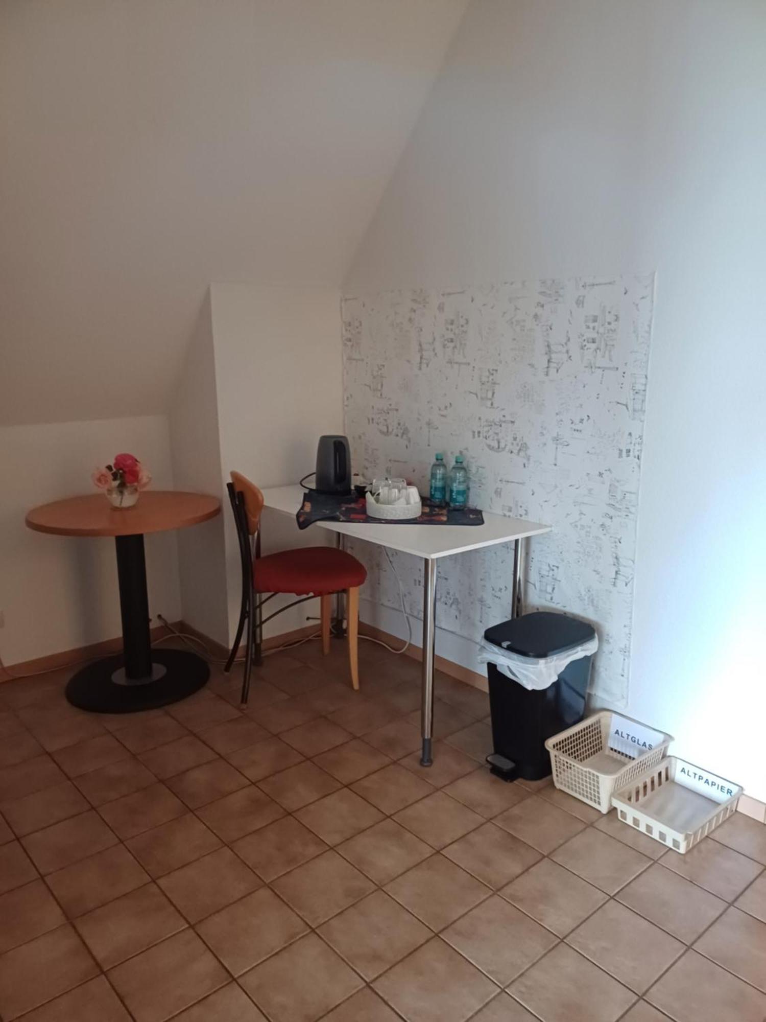 B&B Koeln Zuendorf ภายนอก รูปภาพ